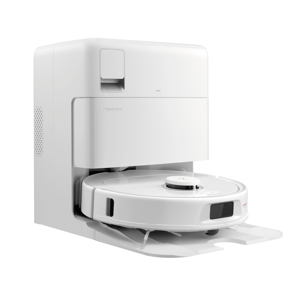Der Roborock Qrevo Plus White mit Wasseranschluss ist ein weißer Staubsaugerroboter mit schlankem, modernem Design, der an seiner Lade- und Reinigungsstation angedockt ist.