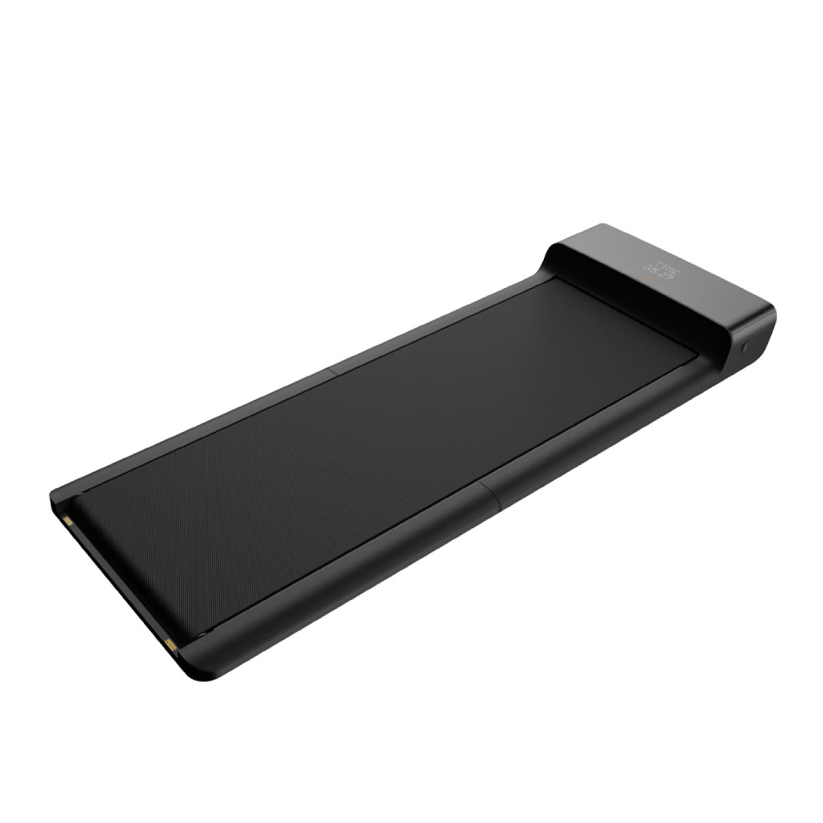Ein schwarzer, kompakter Kingsmith WalkingPad A1 Pro Klappbares Laufband Schreibtisch (max. 136 kg) mit flachem, minimalistischem Design, ideal als Untertisch-Laufband, wird auf einem weißen Hintergrund dargestellt.