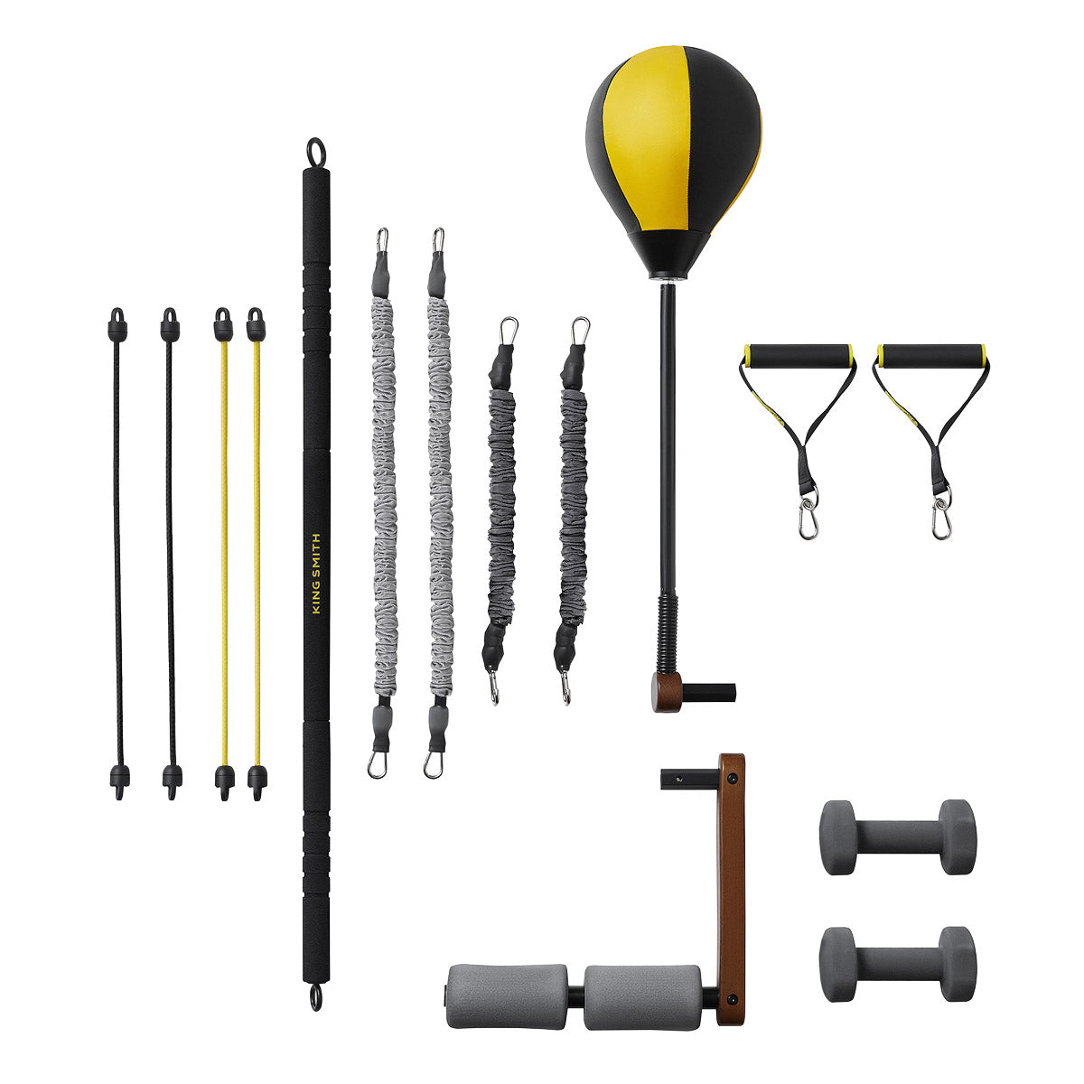 Ein Home-Gym-Set mit Widerstandsbändern, einem gelb-schwarzen Punchingball, Stange, Griffen, Türanker, Schaumstoffrollen, zwei grauen Hanteln und der Kingsmith Klappbare Trainingsbank Multifunktion für vielseitiges Krafttraining.