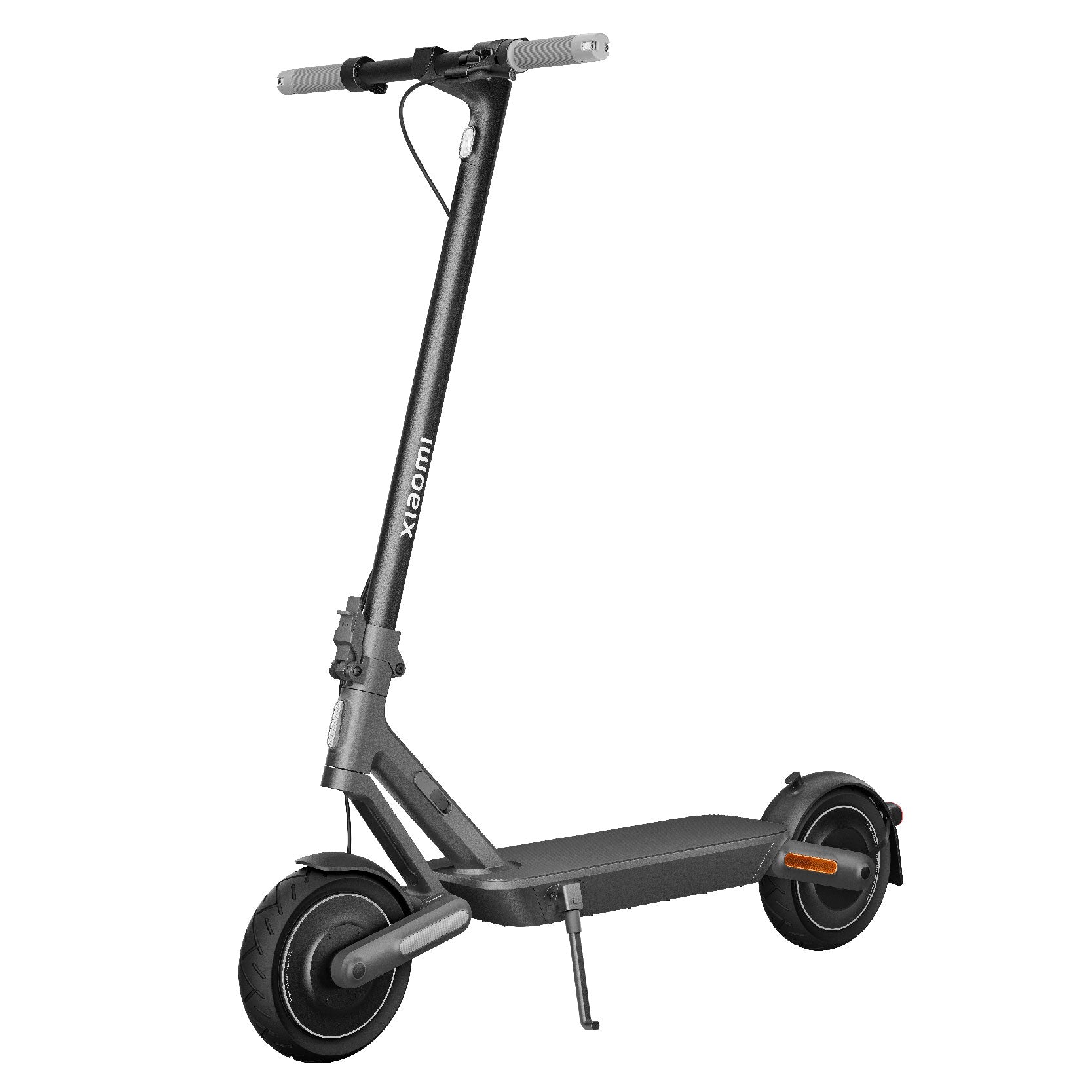 Der Xiaomi Electric Scooter 4 Ultra verfügt über DuraGel-Reifen, einen verlängerten Ständer, ein breites Deck, Griffe am Lenker, Vorder- und Hinterräder und einen zuverlässigen Lithium-Akku für dauerhafte Leistung, alles auf weißem Hintergrund.