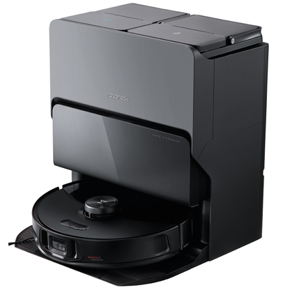 Der Roborock S8 MaxV Ultra Black Staubsaugerroboter mit Docking-Station und Reinigungsbasis mit dem Roborock-Logo ist auf einem einfarbig weißen Hintergrund abgebildet.