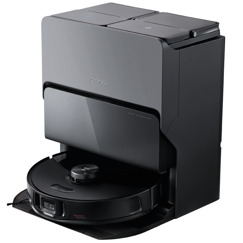 Der Roborock S8 MaxV Ultra Black Staubsaugerroboter mit Docking-Station und Reinigungsbasis mit dem Roborock-Logo ist auf einem einfarbig weißen Hintergrund abgebildet.