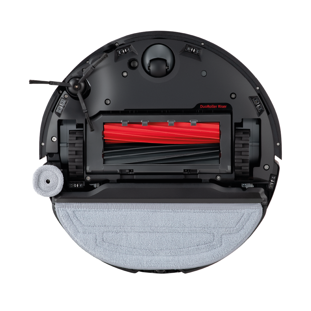 Auf der Unterseite des Roborock S8 MaxV Ultra Black befinden sich eine Hauptbürste, eine Seitenbürste, ein Rollmop und Räder.