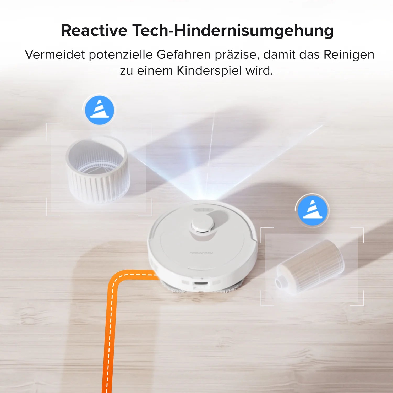 Der Roborock Q Revo White Staubsauger navigiert auf einem hellen Boden und nutzt Sensoren, um zwei kleine Hindernisse zu erkennen und zu umgehen. Der deutsche Text oben hebt seine Hindernisvermeidungstechnologie hervor.