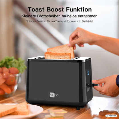 Eine Person nutzt die „Toast Boost“-Funktion eines schwarzen Aeco Toastlab PRO ToasterTouch-Displays mit großen Toastschlitzen, um Brotscheiben herauszuheben, während daneben auf dem Tisch Frühstücksspeisen und eine Tasse stehen.