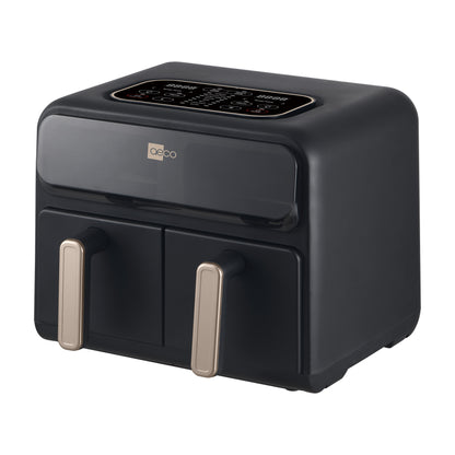 Die aeco FryQ ELITE Duo XL8 Heißluftfritteuse ist eine elegante, schwarze Heißluftfritteuse mit zwei Kammern, einem oben angebrachten Touch-Display, zwei herausziehbaren Einschüben mit Metallgriffen und einem beeindruckenden Fassungsvermögen von 8 Litern. Mit einer leistungsstarken Leistung von 2400 W, der Dual-Zone-Technologie mit Sync-Funktion und praktischen Sichtfenstern eignet sie sich perfekt für die vielseitige Zubereitung von Mahlzeiten für die ganze Familie.