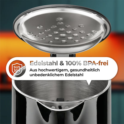 Nahaufnahme des aeco AQA PRO Wasserkochers mit offenem Deckel, der die BPA-freie Konstruktion aus Edelstahl SUS 304 zeigt. Die Texteinblendung hebt die Gesundheits- und Qualitätsmerkmale hervor.