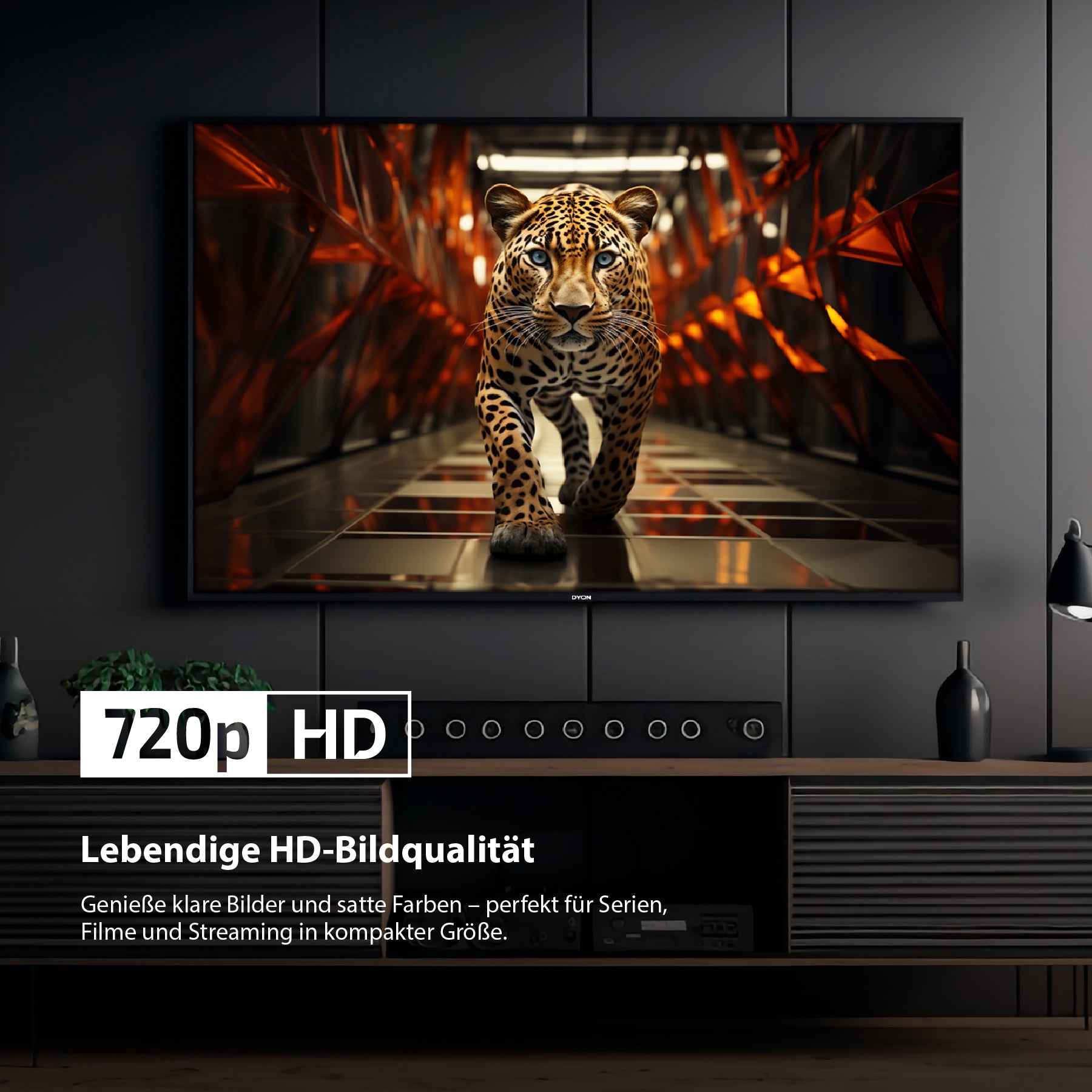Ein Dyon Ultimax 32H-TI-W HD-Flachbildfernseher steht auf einem modernen Holzschrank und zeigt ein hochauflösendes Leopardenbild. Der deutsche Text hebt 720p HD, lebendige Bildqualität und innovative Smart TVs für beste Unterhaltung hervor.