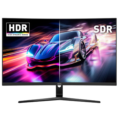 Ein Full-HD-Bild eines Sportwagens auf dem Odys XP27-F-180 Curved Gaming Monitor (27", 69 cm) zeigt die HDR- (links) und SDR-Qualität (rechts) und verdeutlicht den Unterschied bei 180 Hz.